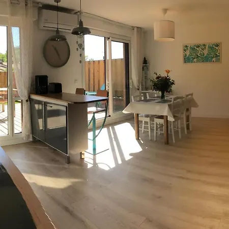 Le Logis Des Jalles Apartment *